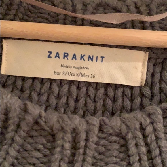 Zara gray tunic sweater - Picture 2 of 3